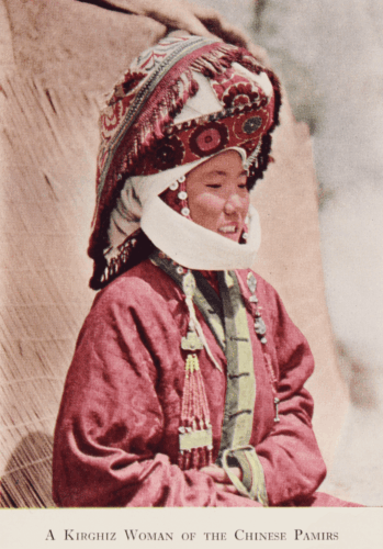 Peaks and Plains of Central Asia by Reginald Charles Francis Schomberg