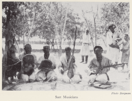 Men and Gods in Mongolia by Henning Haslund-Christensen